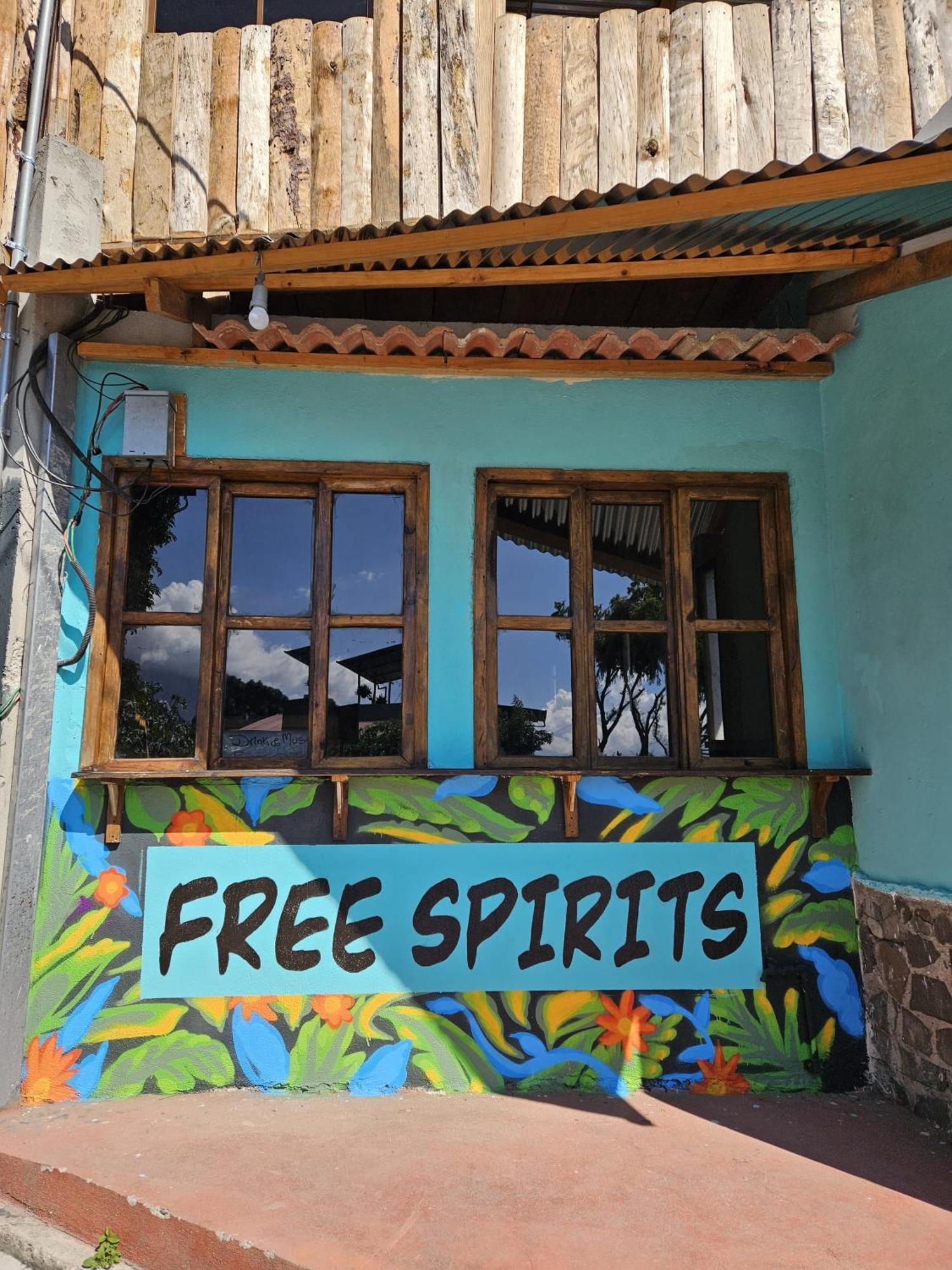 Hotel Free Spirits à San Marcos La Laguna Extérieur photo